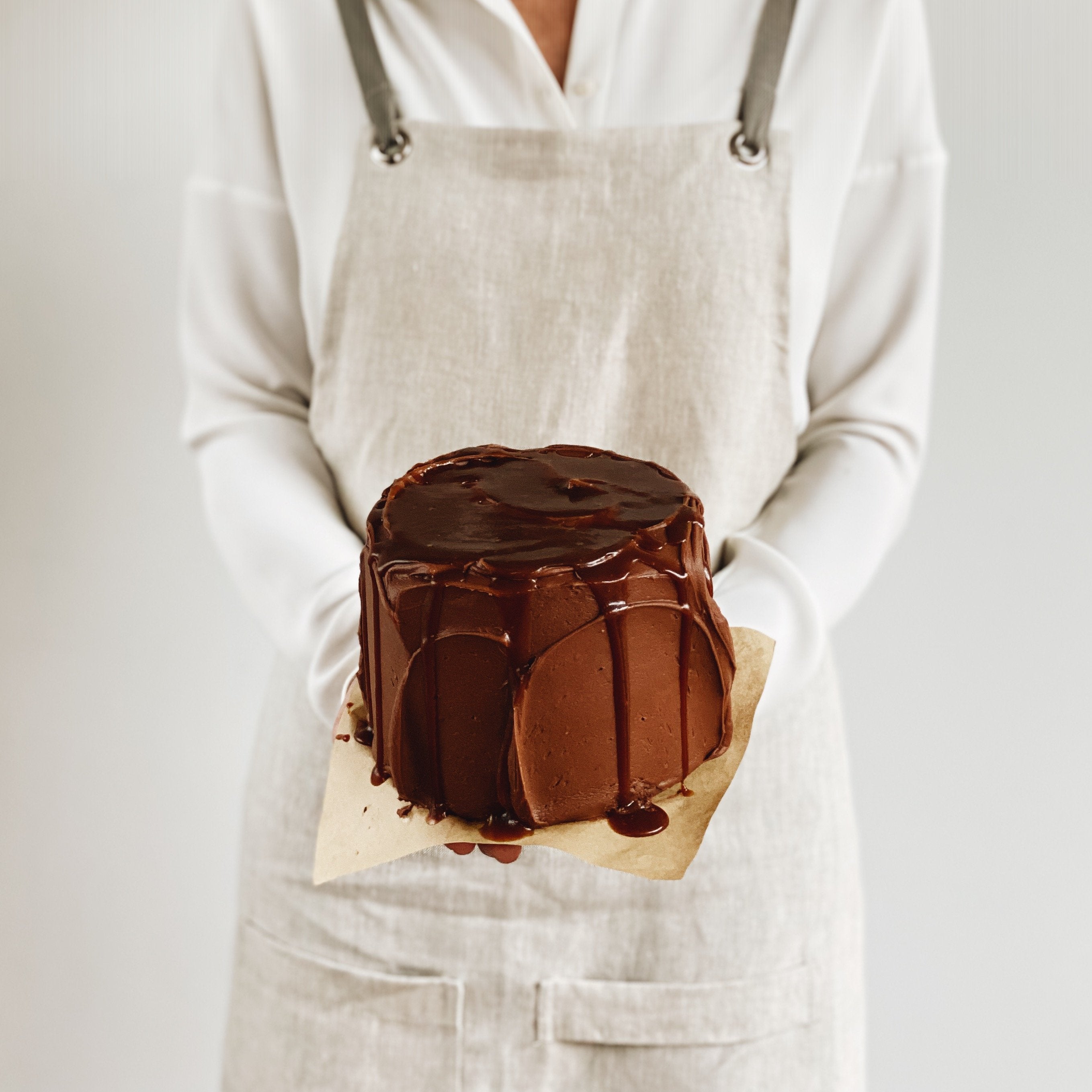 CHOCOLATE CAKE WITH SALTED CARAMEL DRIZZLE
